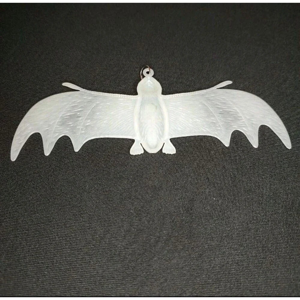 Glow in the Dark Necklace Bat Skull Bones Party Favor Science 31